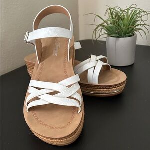 Chic White Strappy Sandals